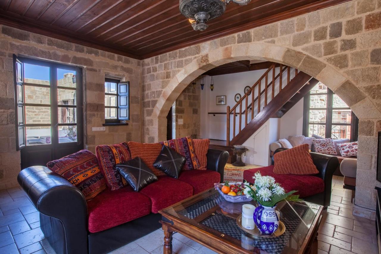 Villa Medieval Dreams